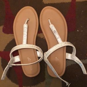 White rhinestone thong buckle sandals